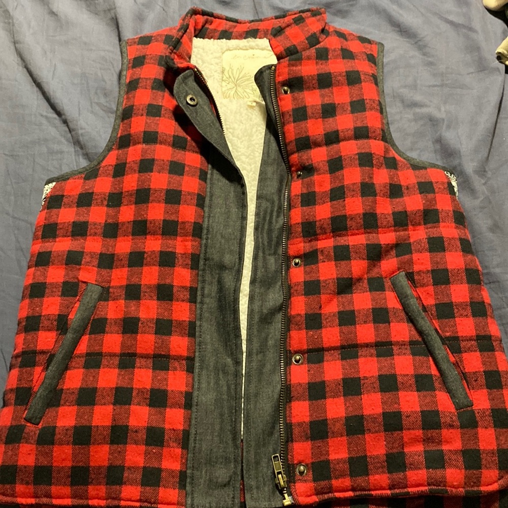 Sherpa lined checkered vest